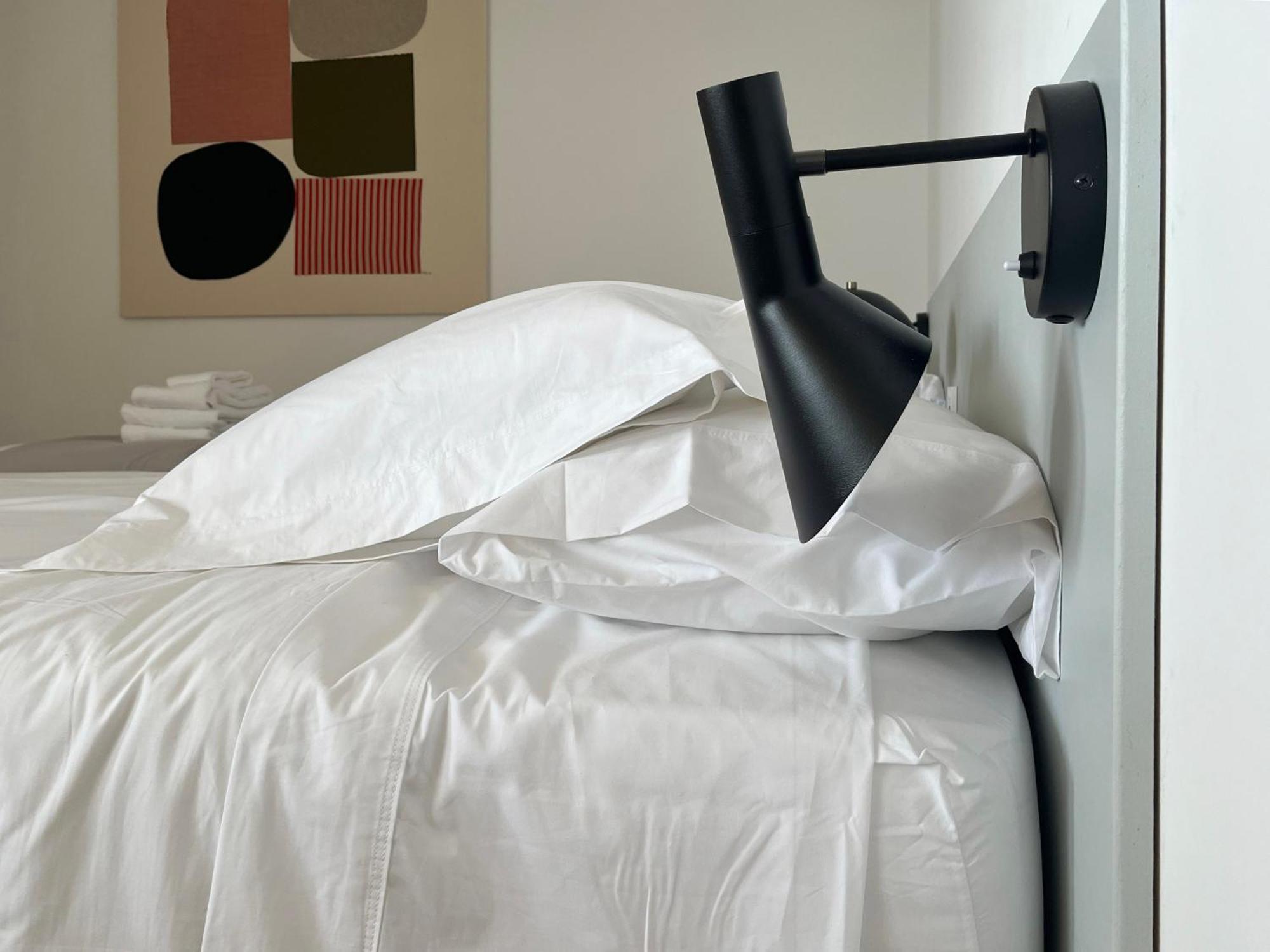 Stylish Well-Connected Beachfront Flat Valencia Eksteriør billede